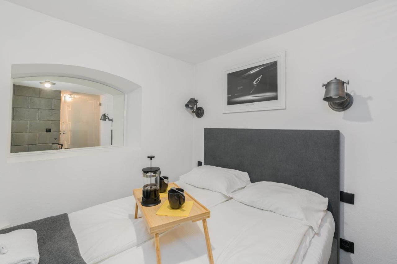 Underground Level Apartments Strzalowa By Renters Poznan Exterior photo